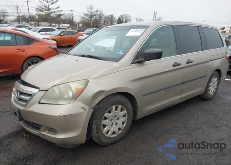 2006 Honda Odyssey Lx z USA, uszkodzony, nr VIN 5FNRL38276B049454
